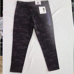 Social Standard by Sanctuary Mid‑Rise Ankle Skinny Pants Size 16 (27" Inseam)